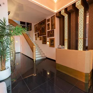 Gonzalez Hotel